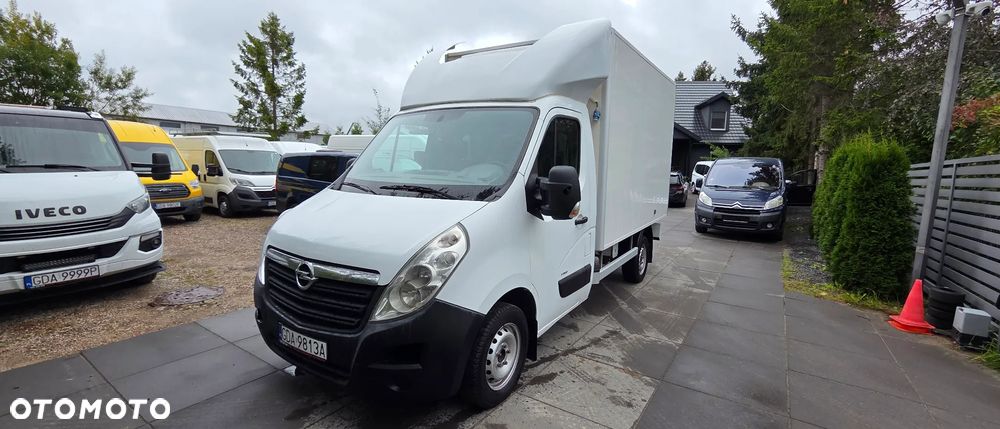 Opel Movano