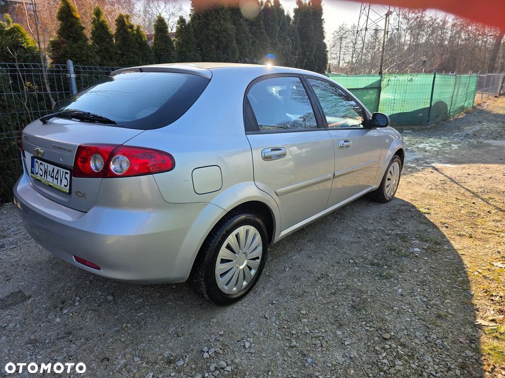 Chevrolet Lacetti - 5