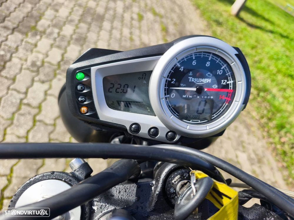 Triumph Street Triple 675 - 4