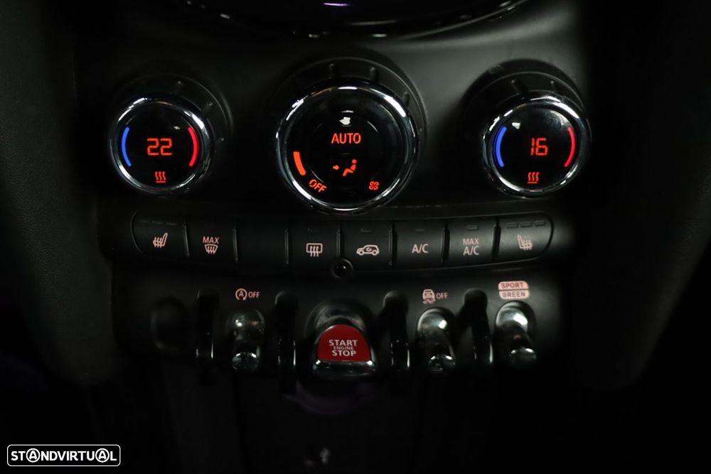 MINI Cabrio Cooper Premium Classic Auto - 17