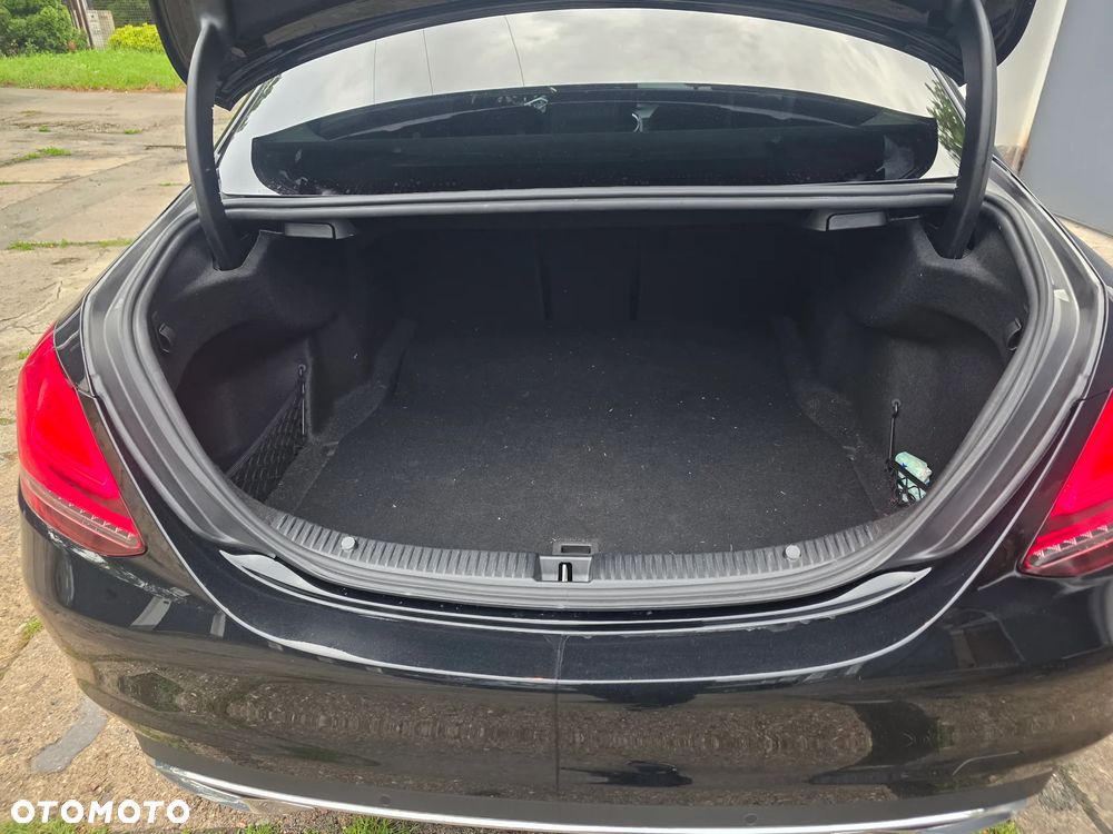 Mercedes-Benz Klasa C 220 d 9G-TRONIC - 15