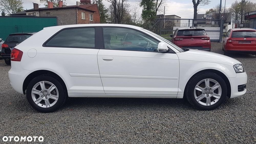 Audi A3 3-drzwiowe 1.4 TFSI Ambition - 7
