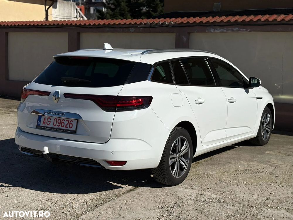 Renault Megane TCe 140 GPF INTENS - 19