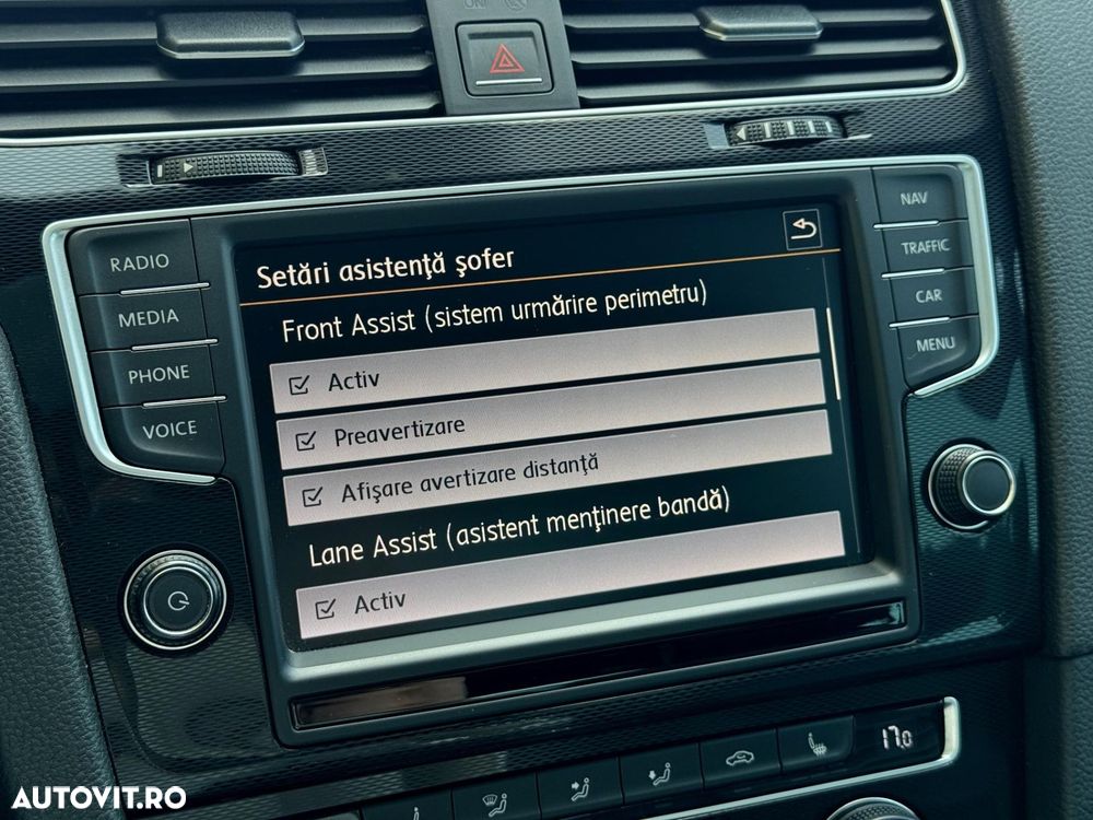 Volkswagen Golf - 16