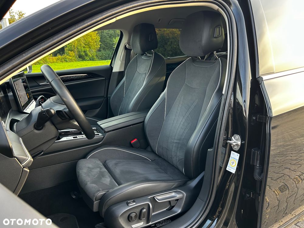 Volkswagen Passat 1.5 TSI eHybrid PHEV 200kW Style DSG - 35