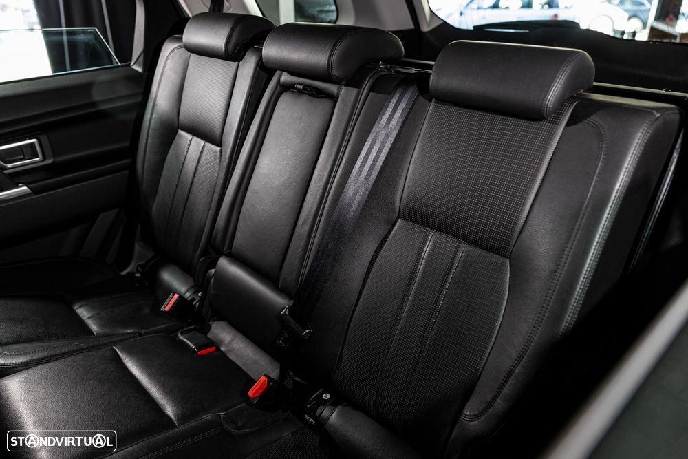 Land Rover Discovery Sport 2.2 Td4 SE - 23