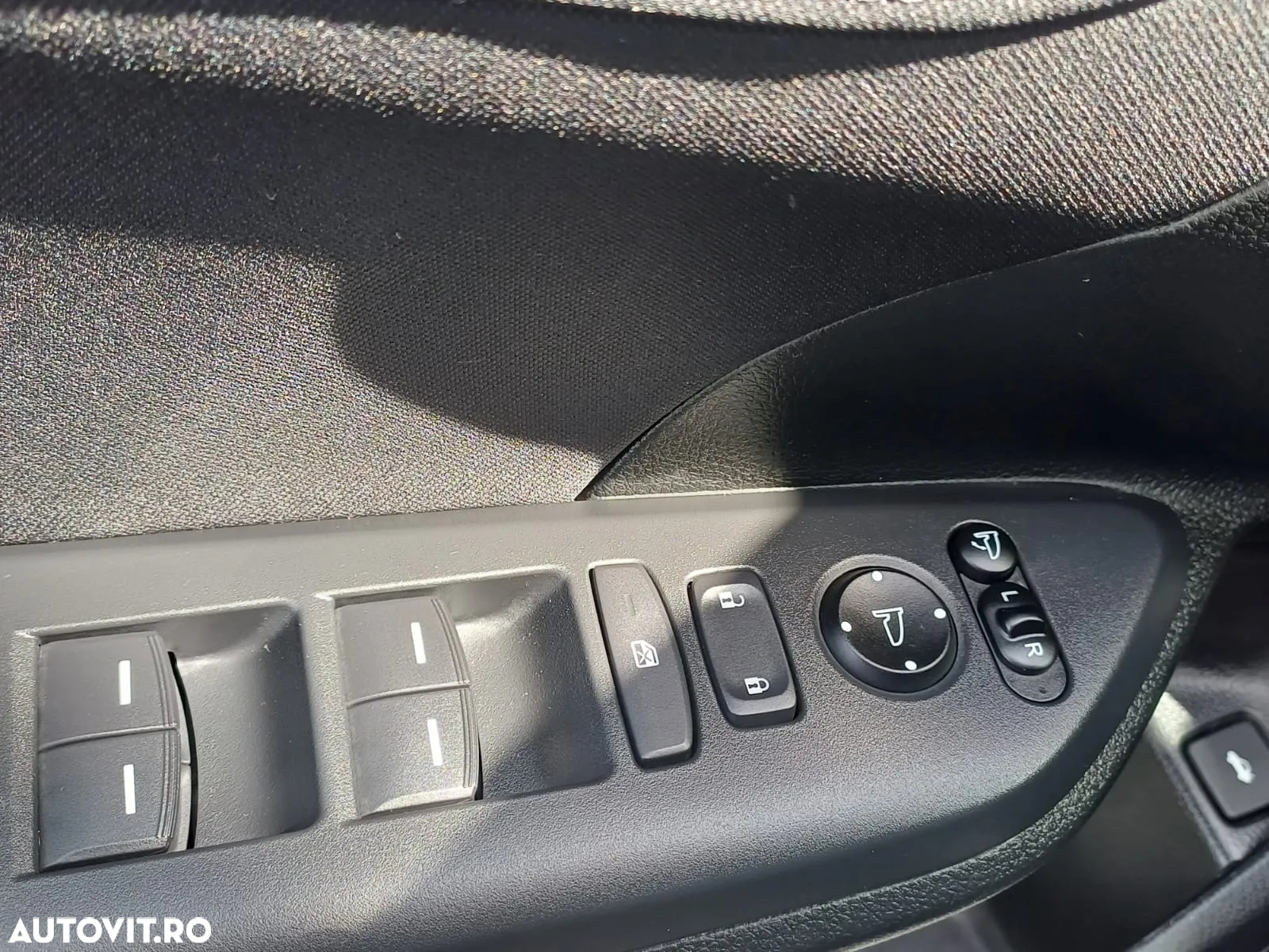 Honda Civic Sedan 1.5 VTEC Turbo Elegance Navi - 12