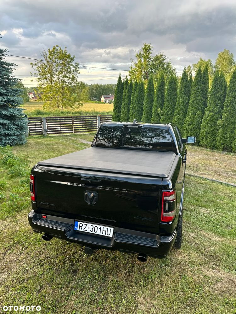 RAM 1500 Crew Cab Shortbed Limited - 6