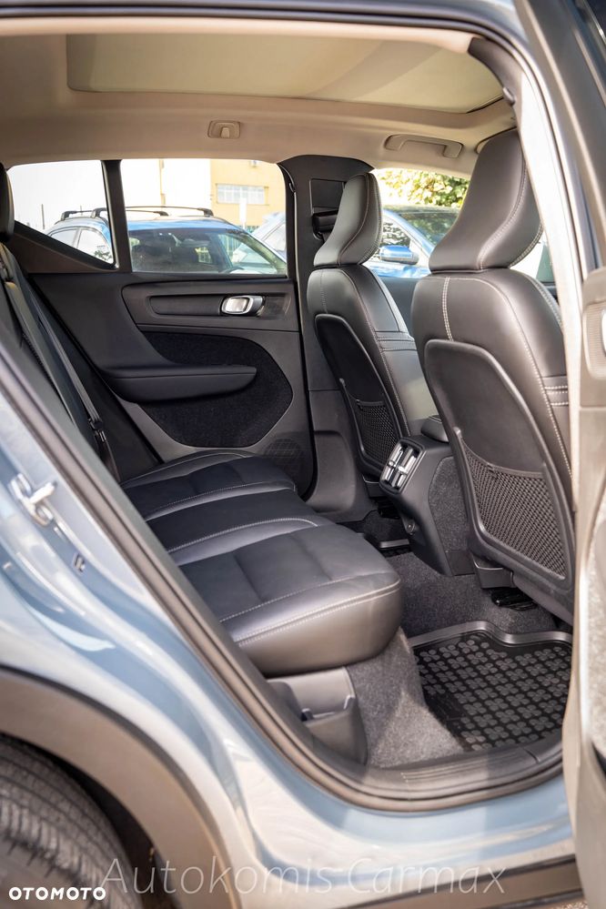 Volvo XC 40 T4 Momentum - 33