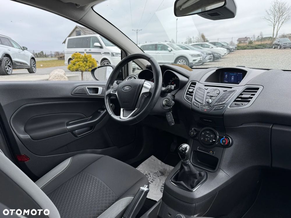 Ford Fiesta - 13