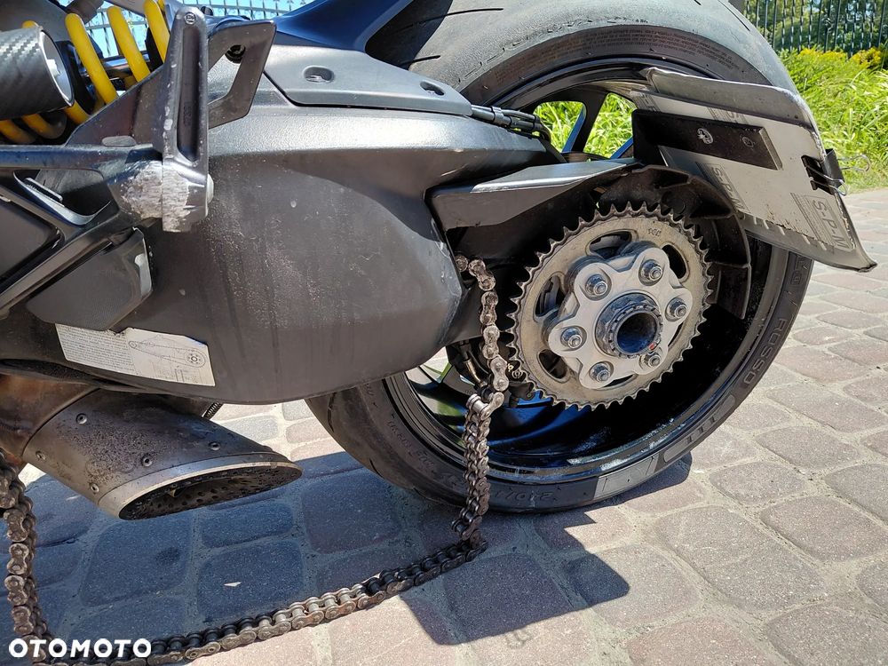 Ducati Diavel - 15