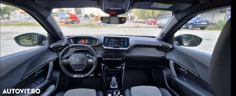Peugeot 2008 e-2008 GT Line - 18