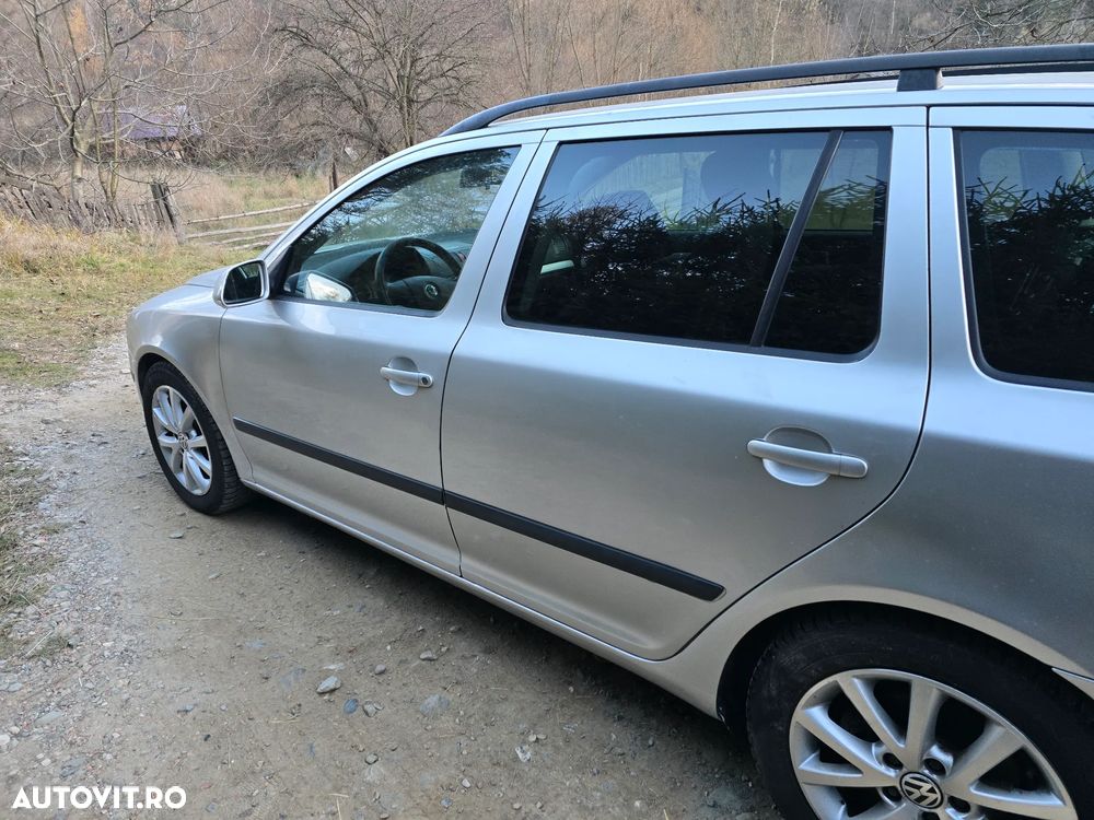 Skoda Octavia 2.0 FSI Trend - 7