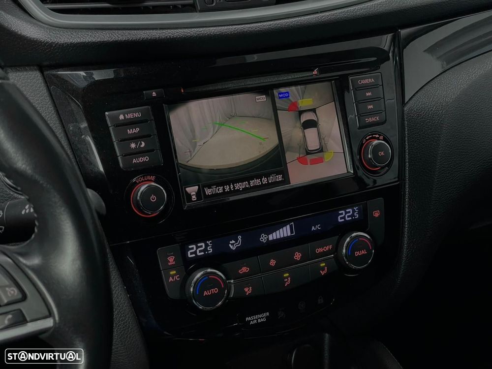 Nissan Qashqai 1.3 DIG-T N-Connecta - 14