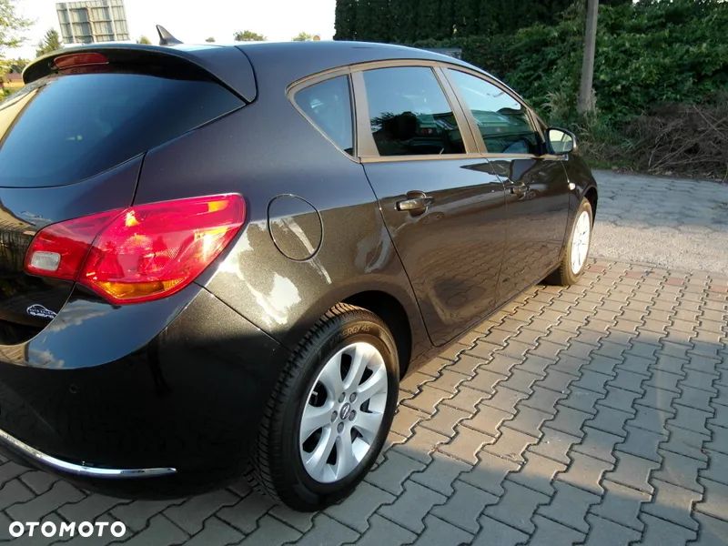 Opel Astra 1.4 Turbo Innovation - 10