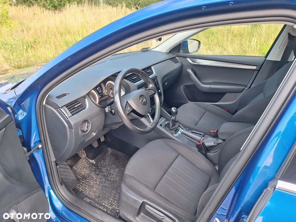 Skoda Octavia 1.5 TSI ACT Style - 12