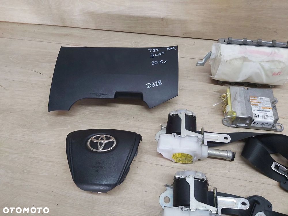 Toyota Avensis T27 LIFT 14-18r poduszka air bag kierowcy deska pas 2015r - 14