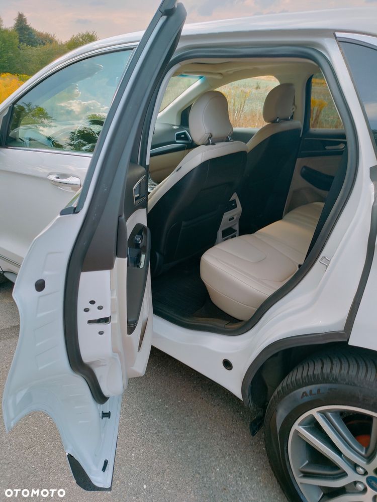 Ford Edge - 15