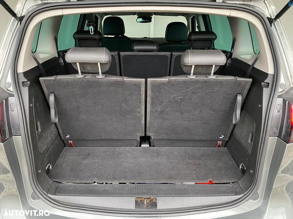 Opel Zafira - 13