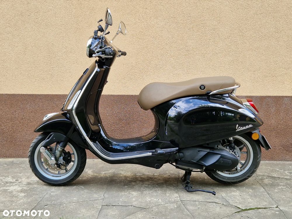 Vespa Primavera - 2
