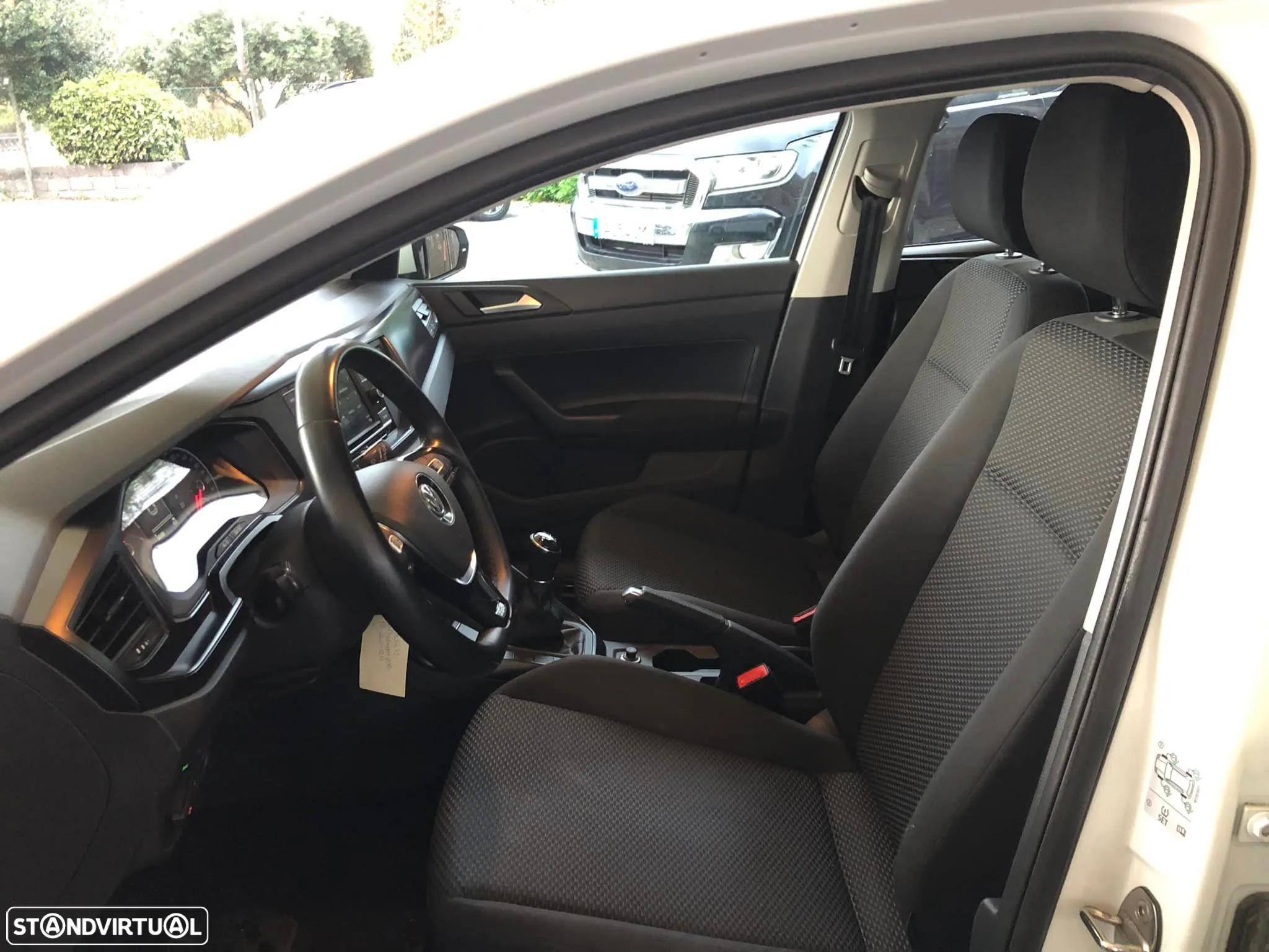 VW Polo 1.0 Trendline - 8