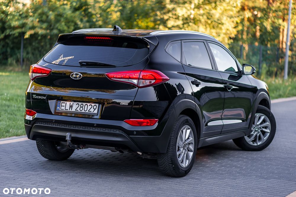 Hyundai Tucson 1.7 CRDI BlueDrive Comfort 2WD - 12