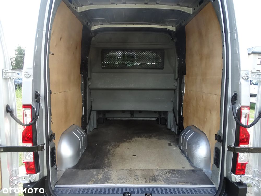 Renault Master - 17