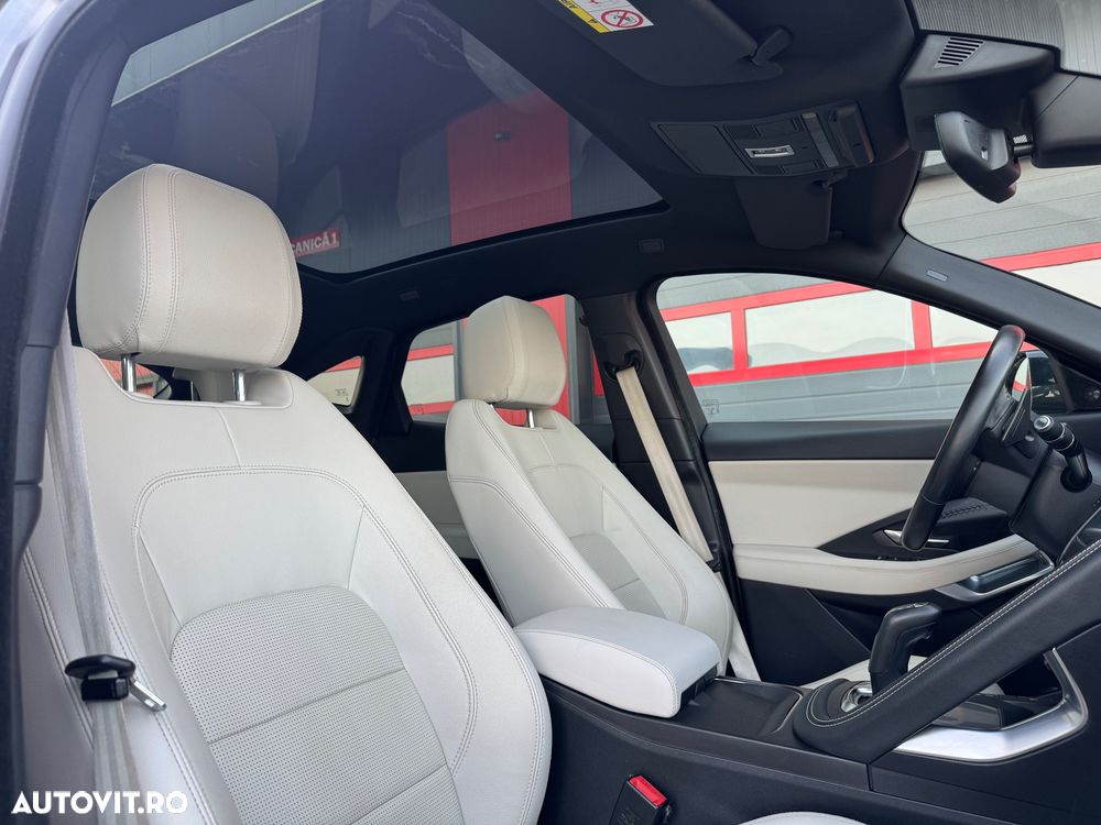 Jaguar E-Pace P200 AWD R-Dynamic S - 27
