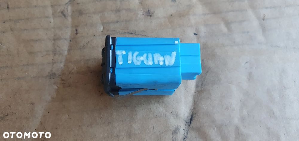 Przełącznik regulacji świateł oświetlenia VW Tiguan I 5N0941333 - 7