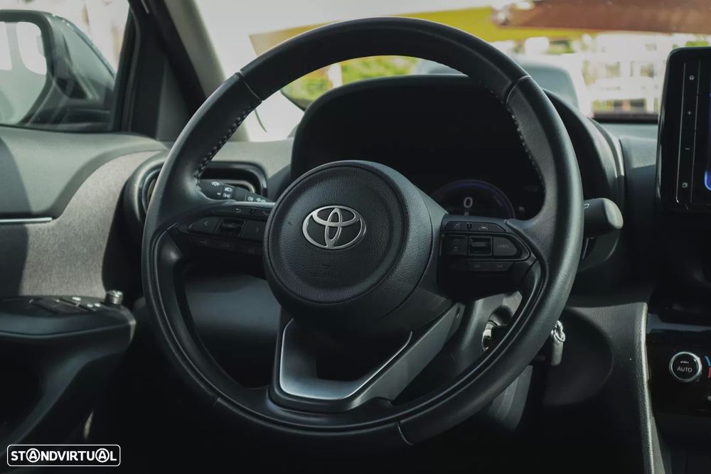 Toyota Yaris Cross 1.5 Hybrid Comfort Plus - 28