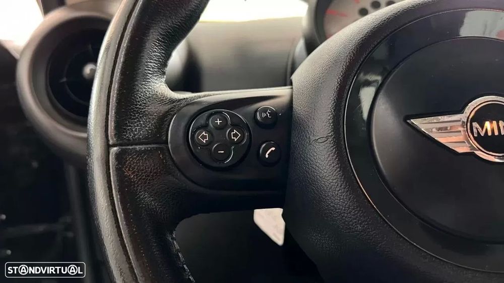 MINI Countryman Cooper D - 17