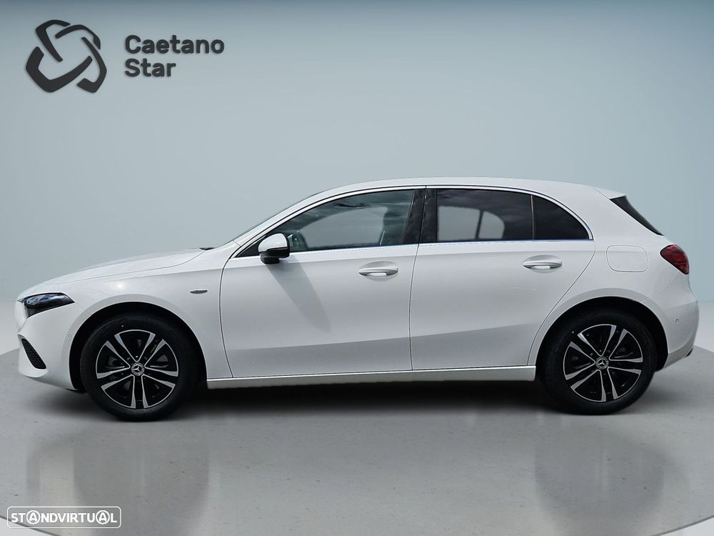 Mercedes-Benz A 250 e - 3