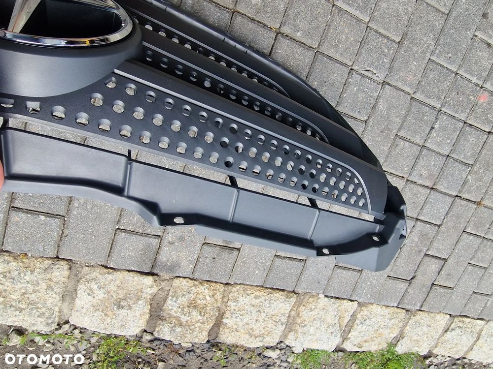 GRIL ATRAPA MERCEDES SPRINTER 906 LIFT - 13