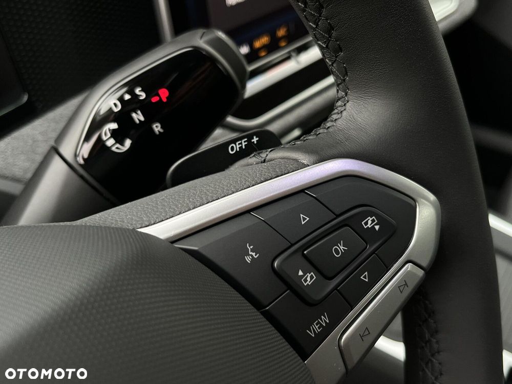 Volkswagen Passat - 30