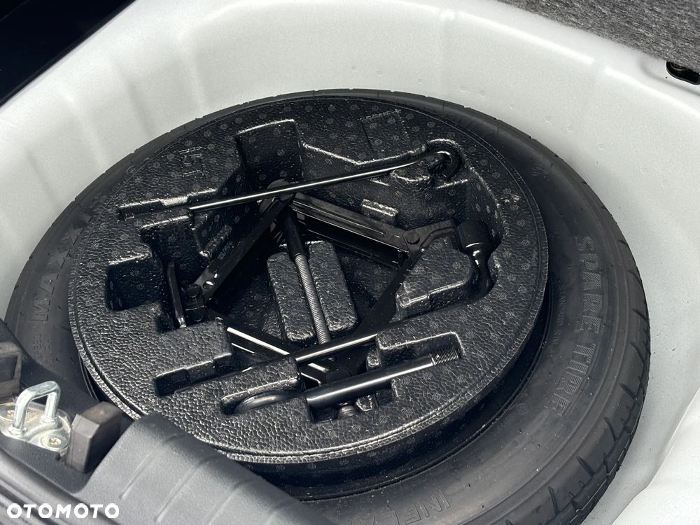 Hyundai i20 blue 1.2 Select - 16