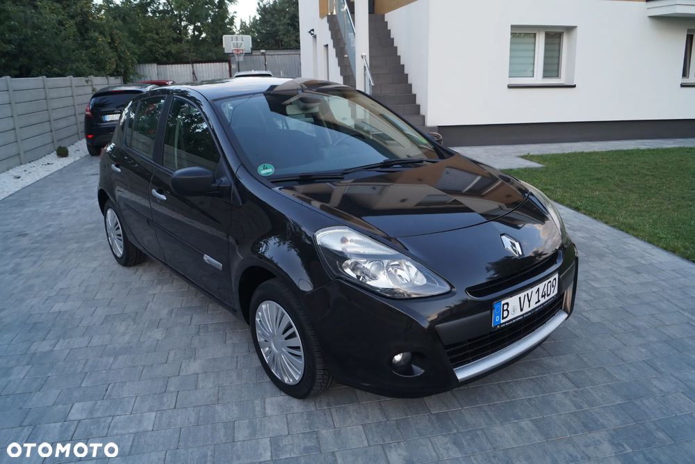 Renault Clio 1.2 16V 75 nightDay - 4
