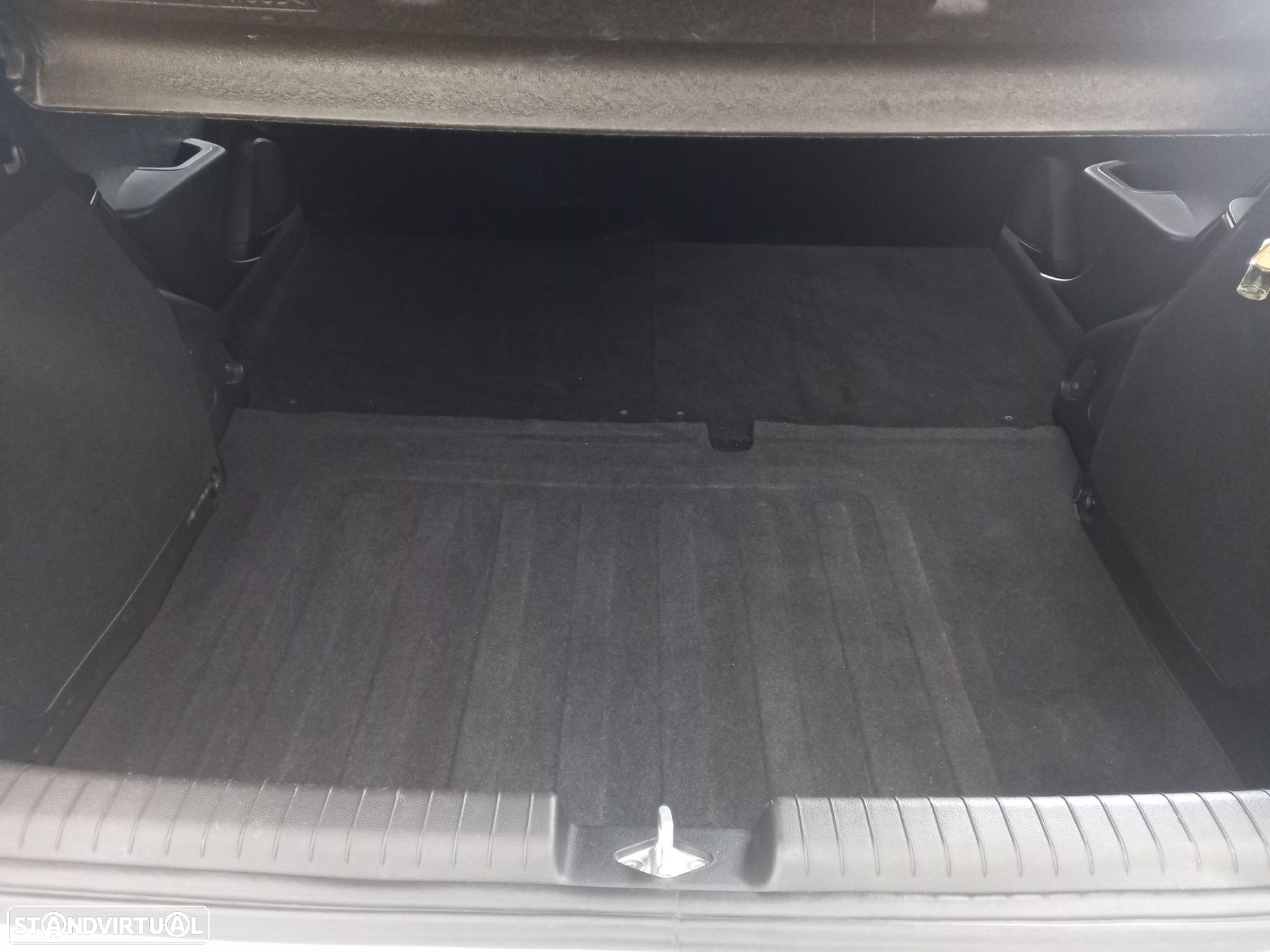Hyundai i20 1.1 CRDi Blue Access+Bluetooth - 5