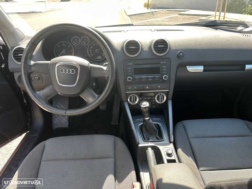 Audi A3 Sportback 1.6 TDI Attraction - 6
