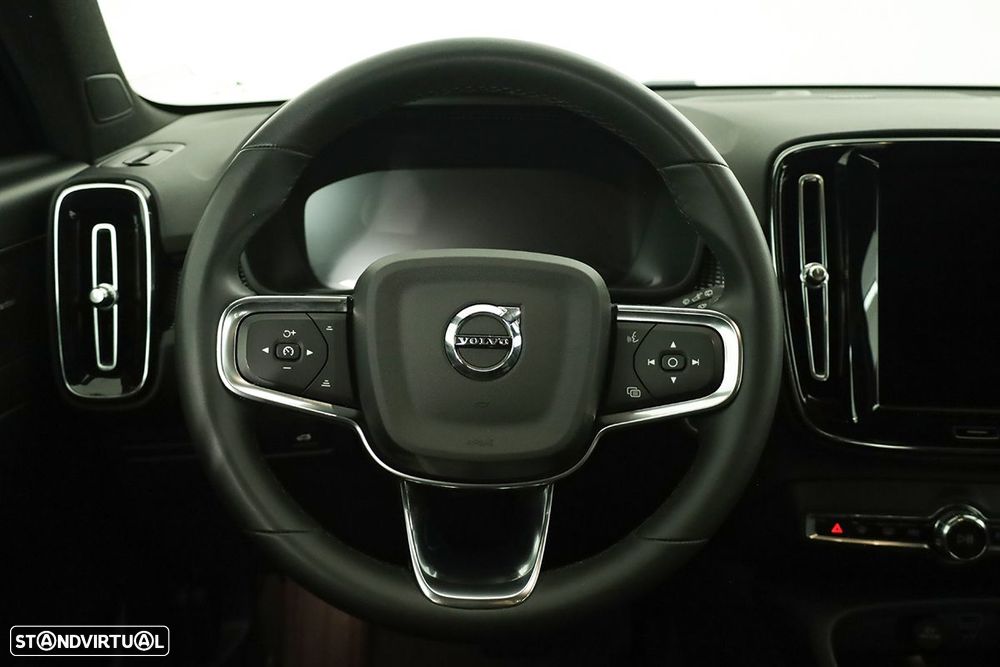 Volvo XC 40 1.5 T2 Plus Dark Auto - 15