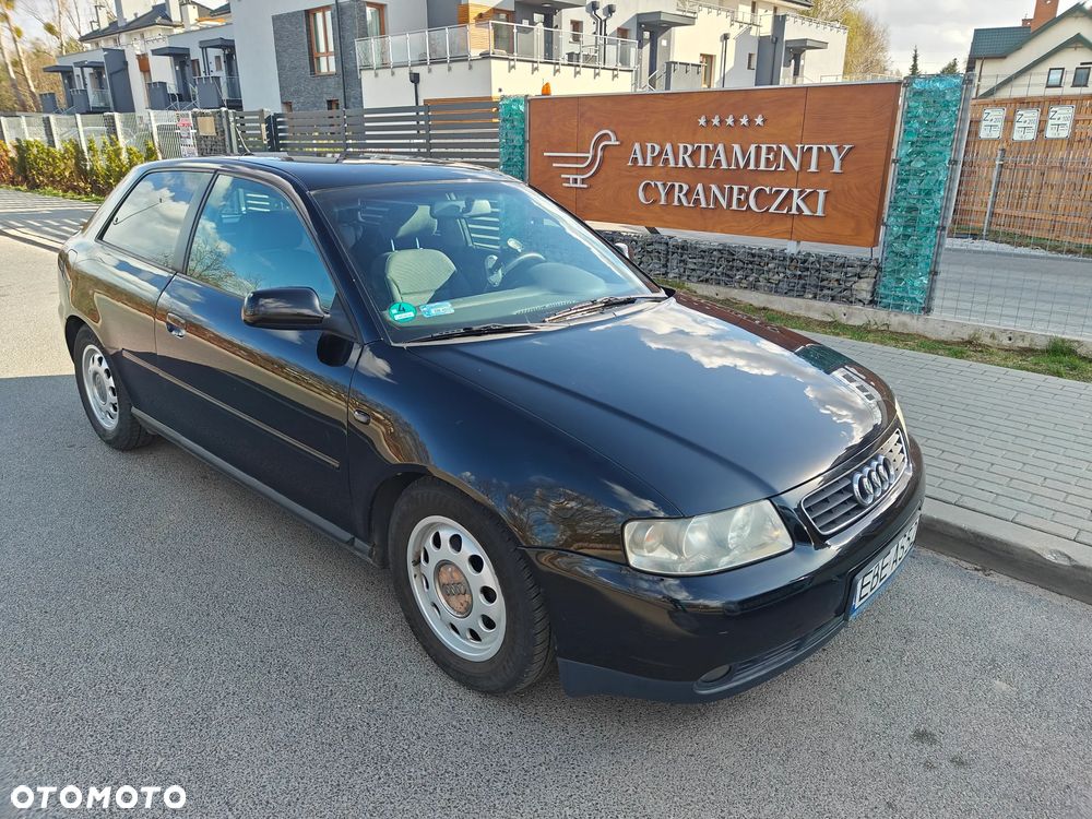 Audi A3 3-drzwiowe 1.6 Ambiente - 1