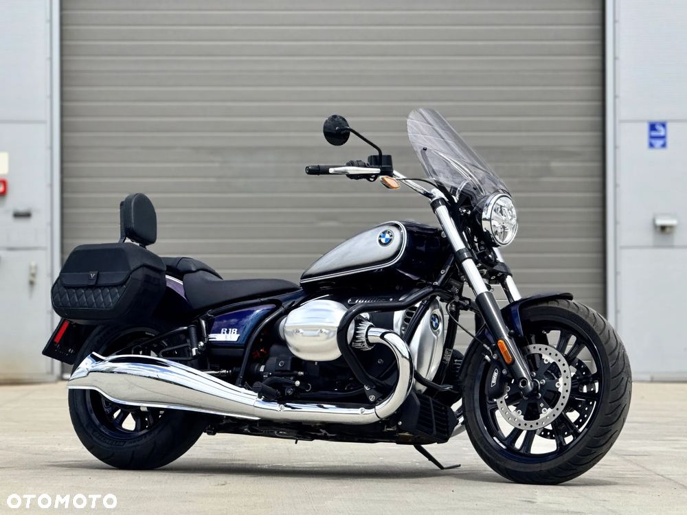 BMW R - 1