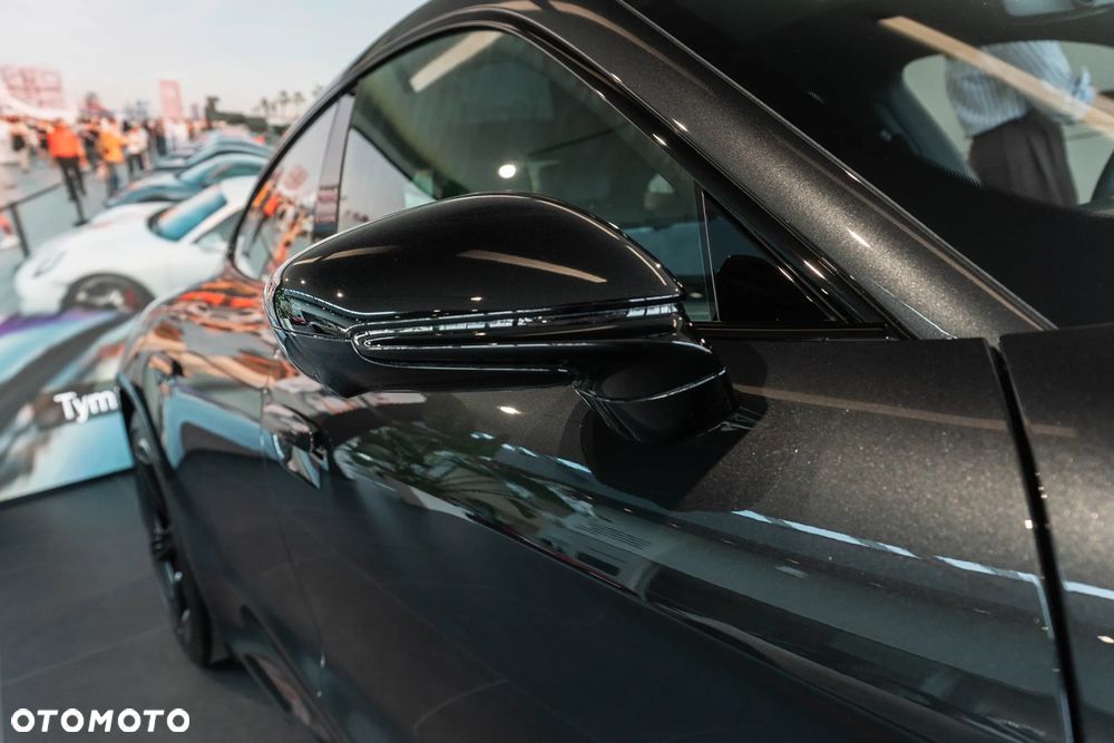 Porsche Taycan 105kWh 4S Black Edition - 29