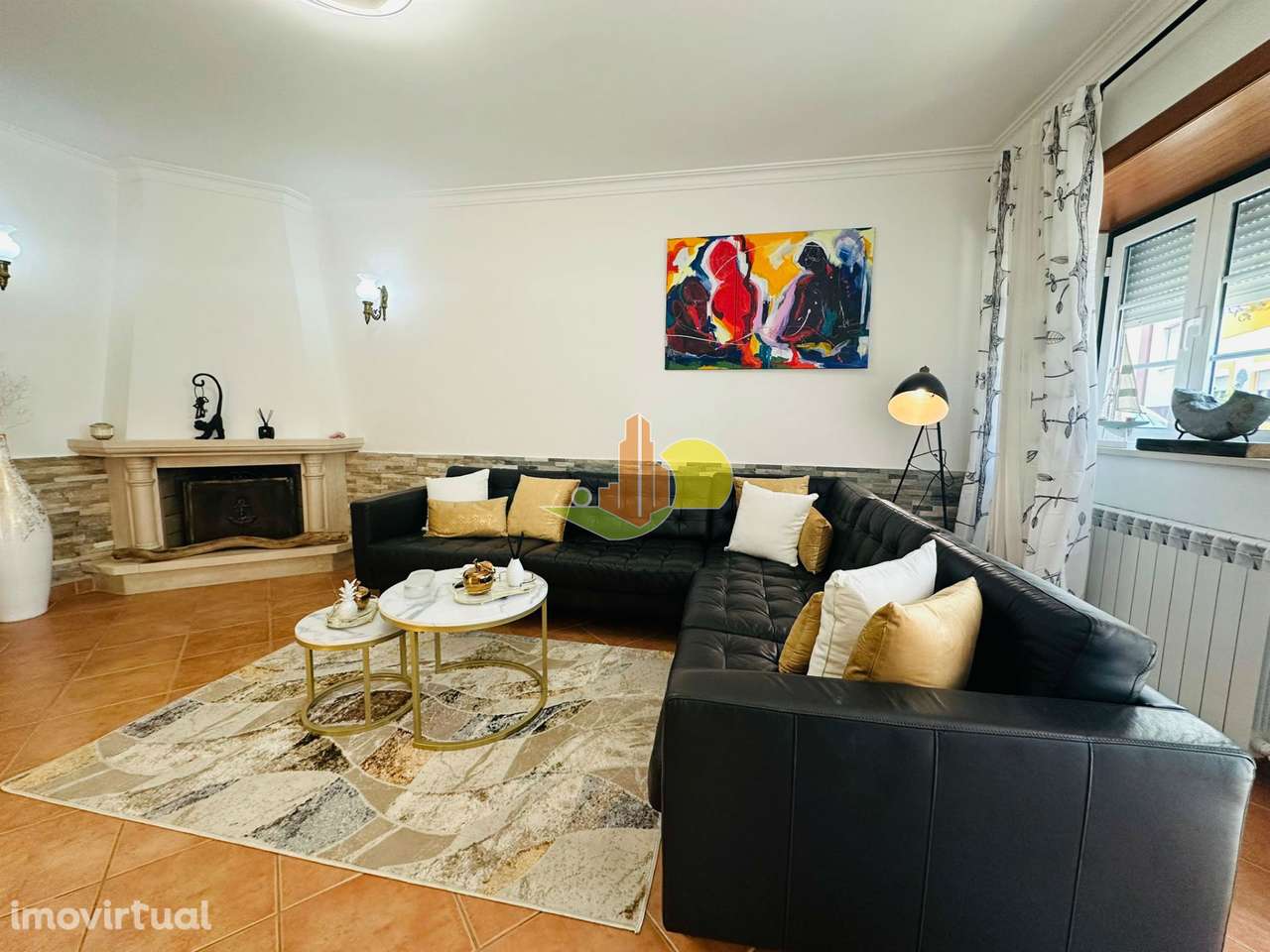 Moradia T4 com garagem junto às Muralhas de Buarcos! - Grande imagem: 2/55