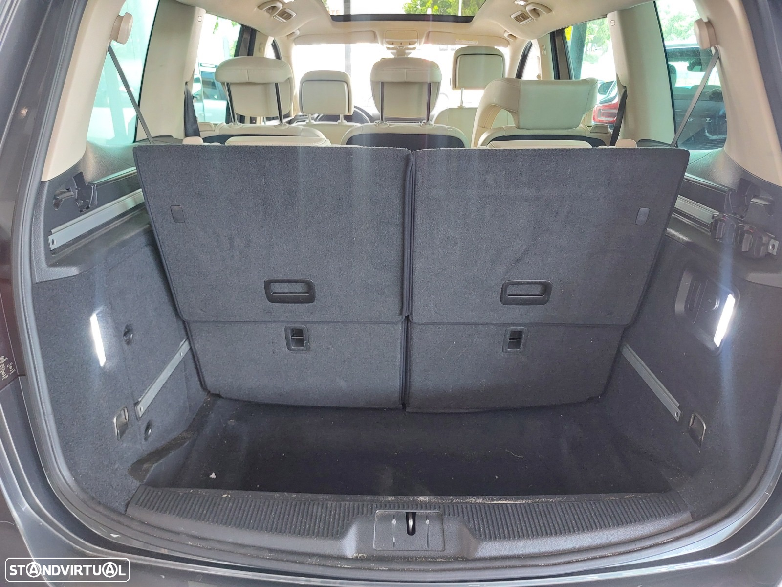 VW Sharan 2.0 TDI Highline DSG - 31