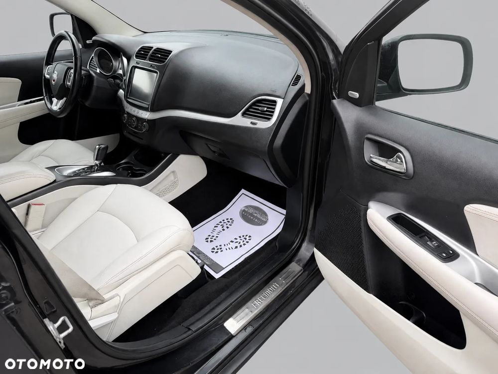Fiat Freemont 2.0 Multijet 16V DPF Automatik Allrad Lounge - 18