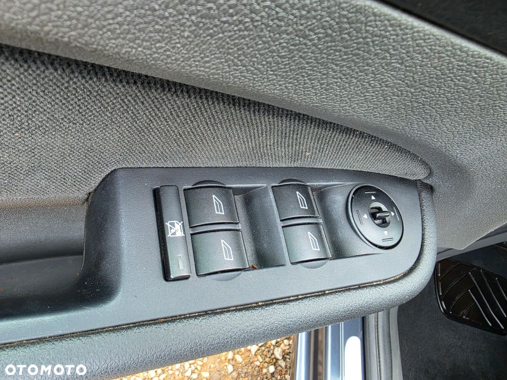 Ford Focus - 18
