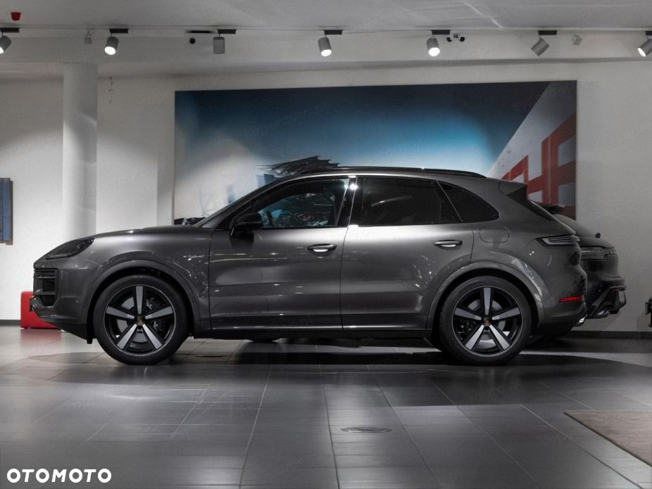 Porsche Cayenne - 3