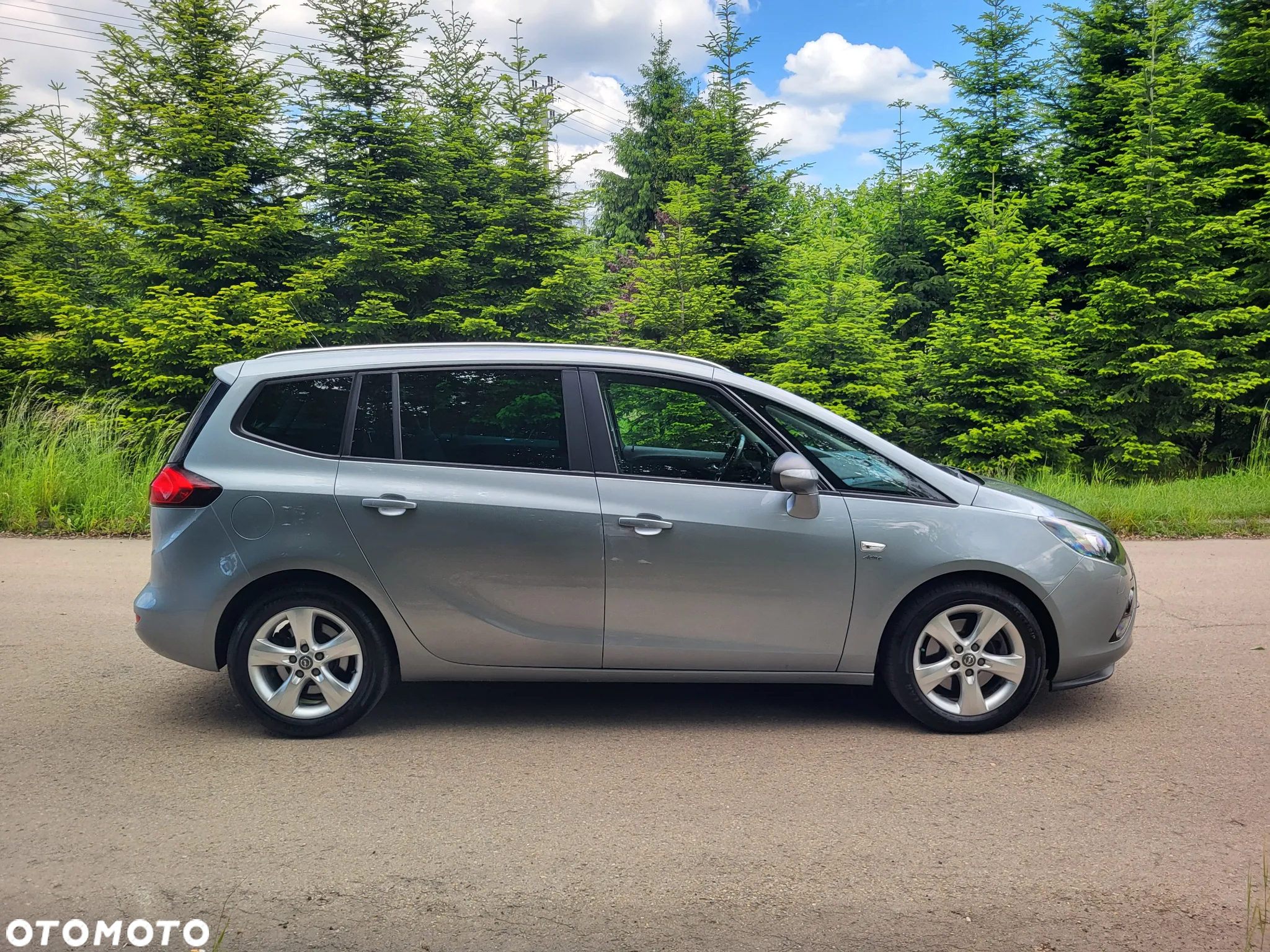 Opel Zafira Tourer 1.6 ECOTEC DIT ecoFLEX Start/Stop Active - 6