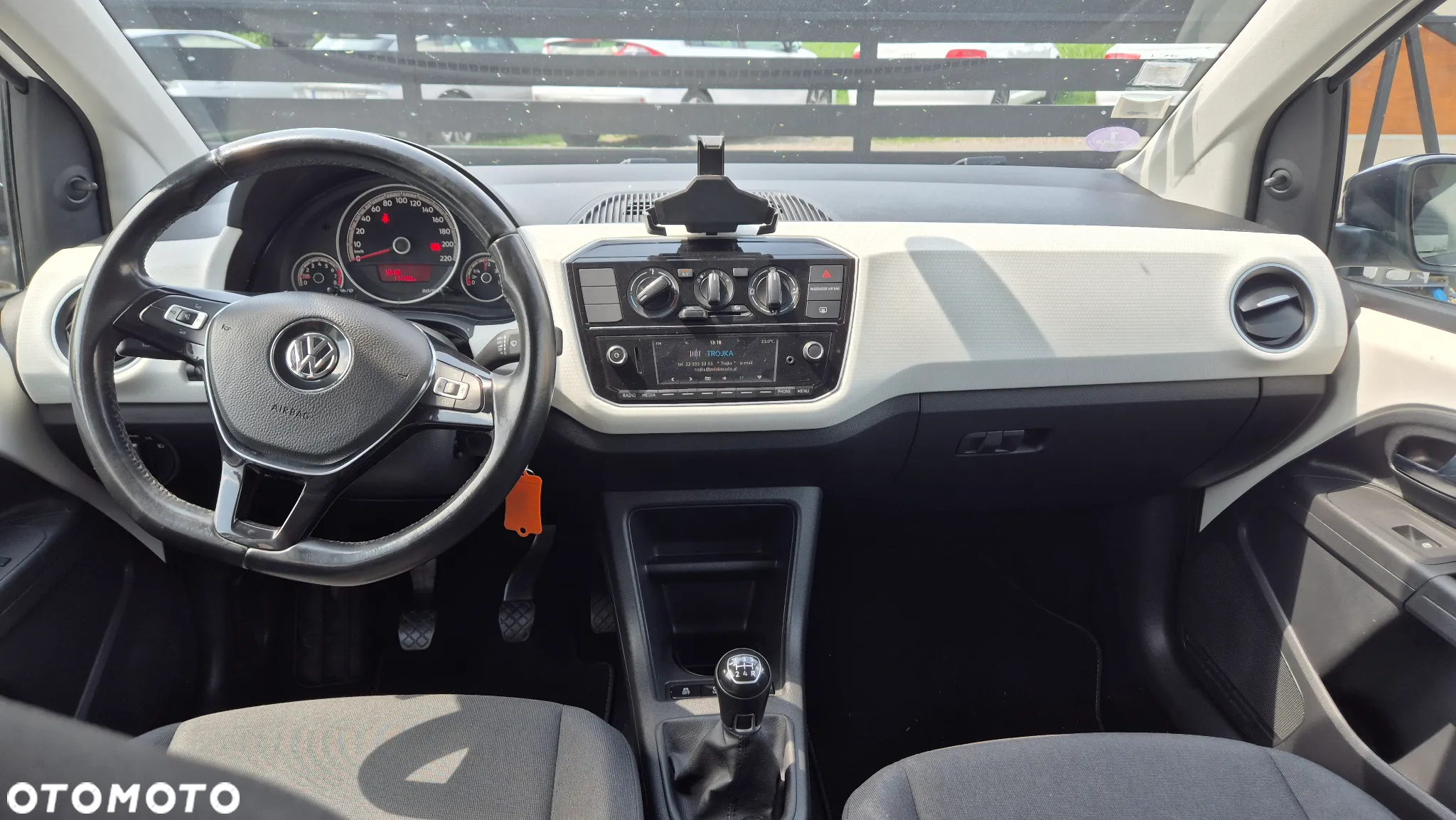 Volkswagen up! 1.0 move - 7