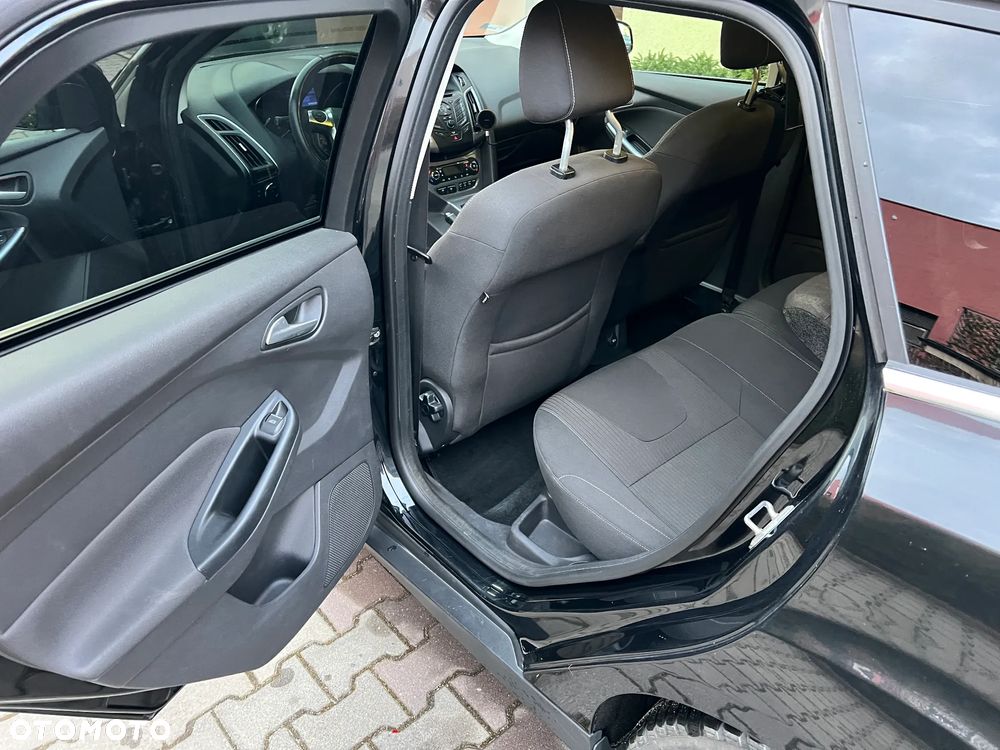 Ford Focus 1.6 TDCi ECOnetic 88g Start-Stopp-System Titanium - 16